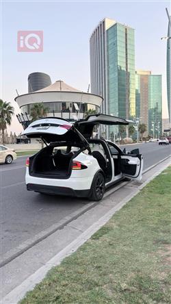 تسلا Model X